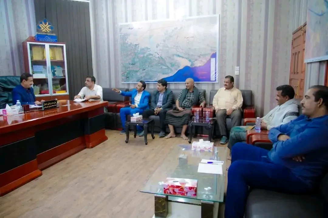 المحافظ بن الوزير يشدد على ضرورة تعزيز وتحديث منظومة كهرباء شبوة.