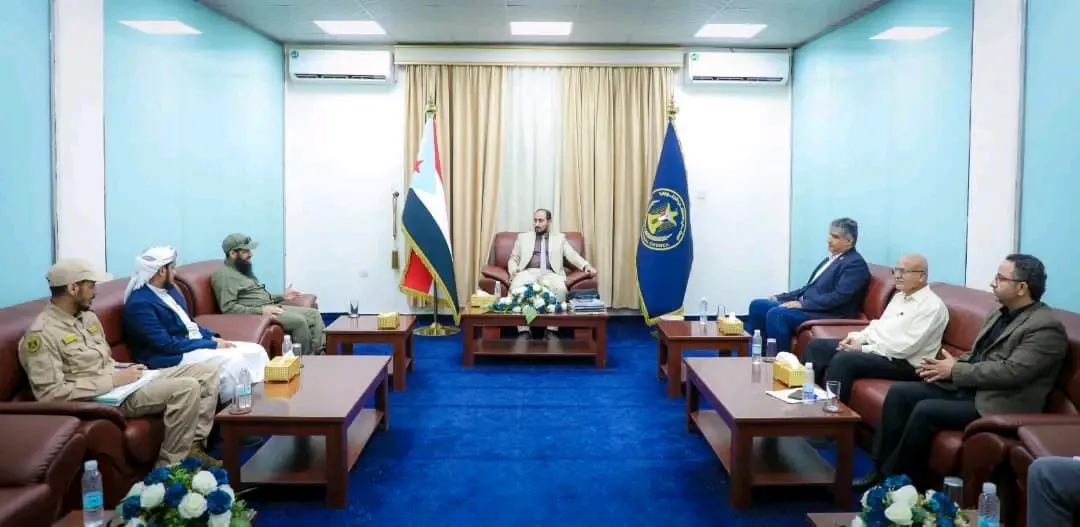 الأمين العام يؤكد دعم المجلس لجهود الحزام الأمني في حفظ الأمن والاستقرار