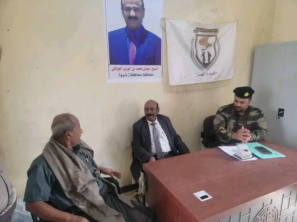 رئيس تنفيذية انتقالي شبوة يتفقد لجنة استقبال المجندين الجدد لقوات دفاع شبوة
