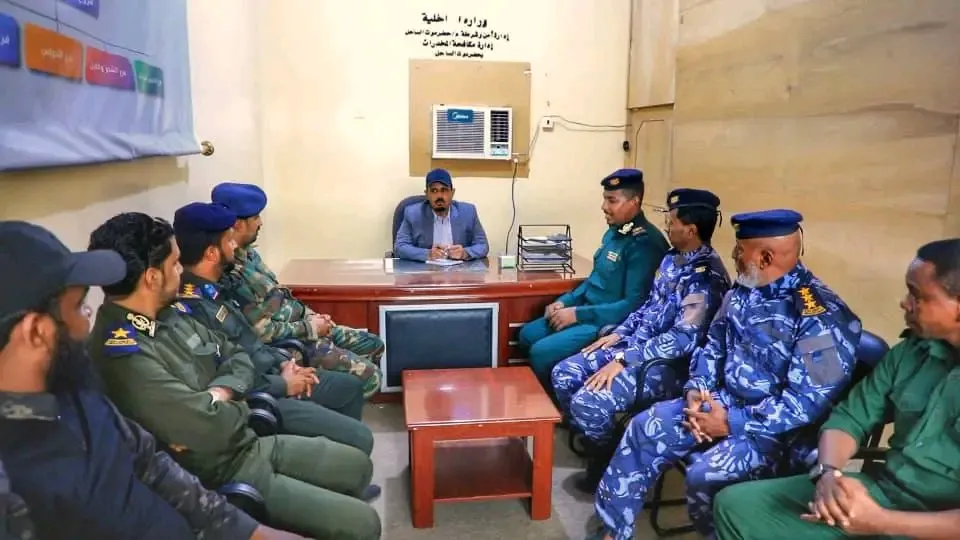 محافظ حضرموت يشيد بيقظة الأبطال في مكافحة المخدرات ويؤكد: لا تهاون مع من يستهدف مجتمعنا بالسموم