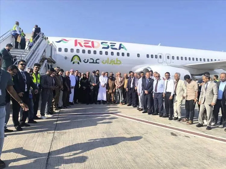 انطلاق أول رحلة جوية لشركة \"طيران عدن\" من مطار عدن الدولي نحو القاهرة.