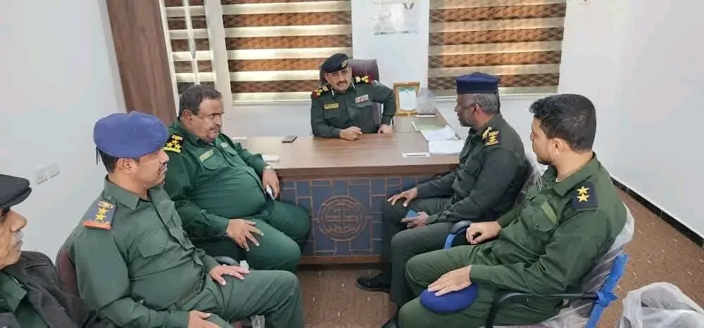 شرطة شبوة والإدارة العامة لمكافحة المخدرات بوزارة الداخلية تبحثان تعزيز الجهود المشتركة لمكافحة الظاهرة.