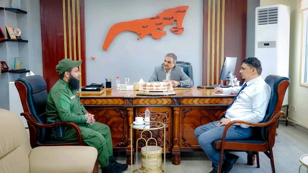 المحافظ لملس يطّلع على جهود إدارة مكافحة المخدرات ويؤكد دعم مركز علاج الإدمان