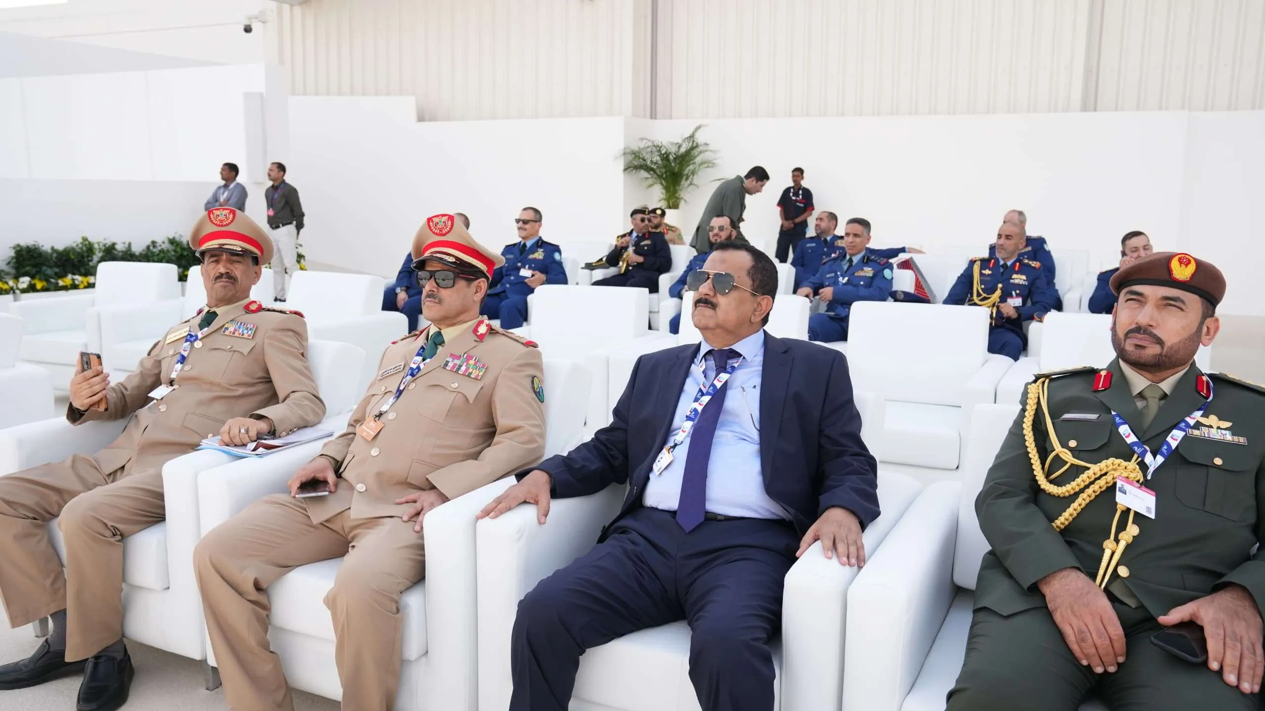 وزير الدفاع يحضر افتتاح معرض دبي للطيران 2025