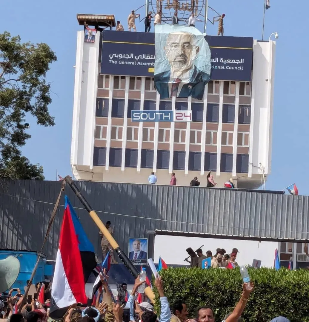 عدن عروسة البحر الأحمر … حين تتكسر المشاريع على صخرة الإرادة الشعبية