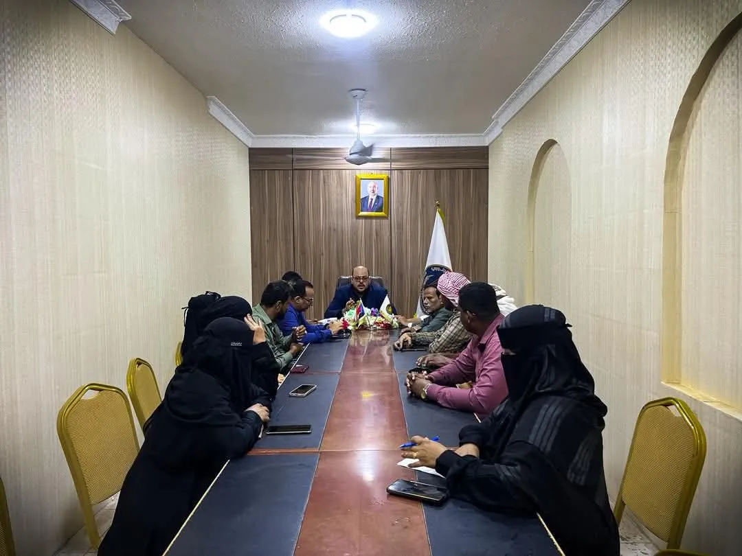 انتقالي حضرموت يدعو أبناء المحافظة للمشاركة الواسعة في مليونية التفويض الشعبي للرئيس الزبيدي بالمكلا