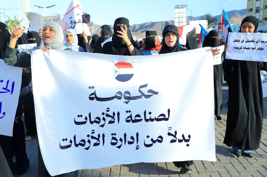 الإفلاس السياسي حين تدار السلطة بالخوف وتنسى احتياجات الناس