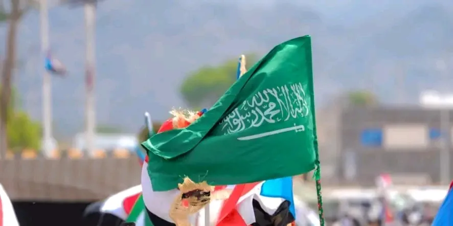 الرياض تحت نيران الانتقاد الخليجي.. هل دفعت المنطقة ثمن السياسات السعودية