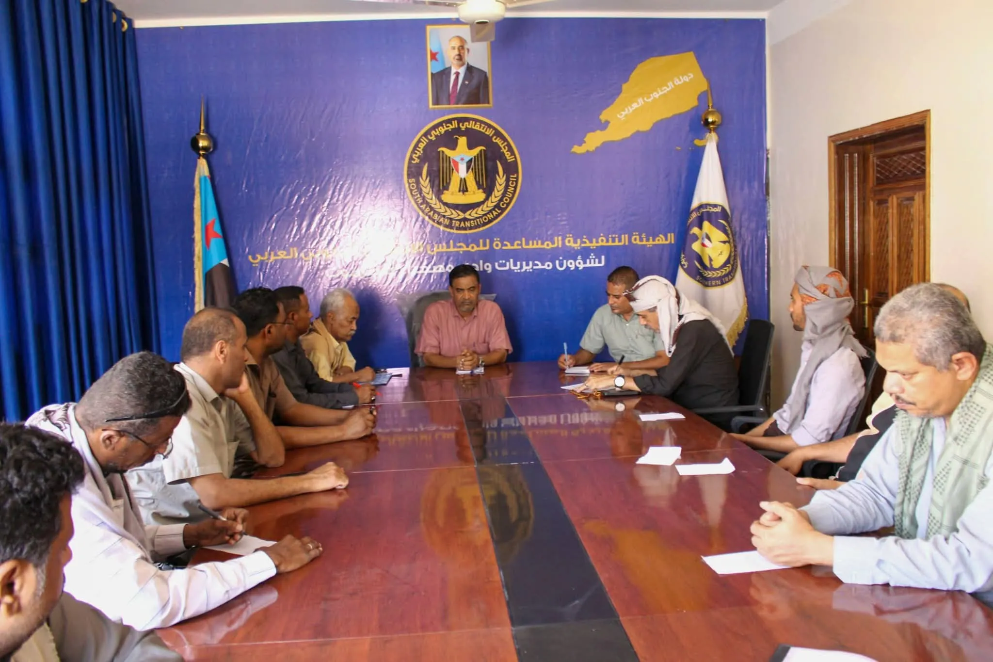 تنفيذية انتقالي وادي وصحراء حضرموت تعقد اجتماعها الدوري وتندد بقمع المحتجين على تدهور الخدمات