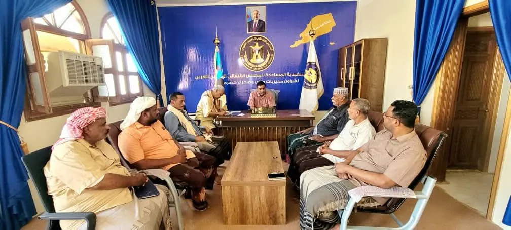 التميمي يلتقي رئيس لجنة الألعاب الشعبية وعاقل حارة المحيضرة بتريم