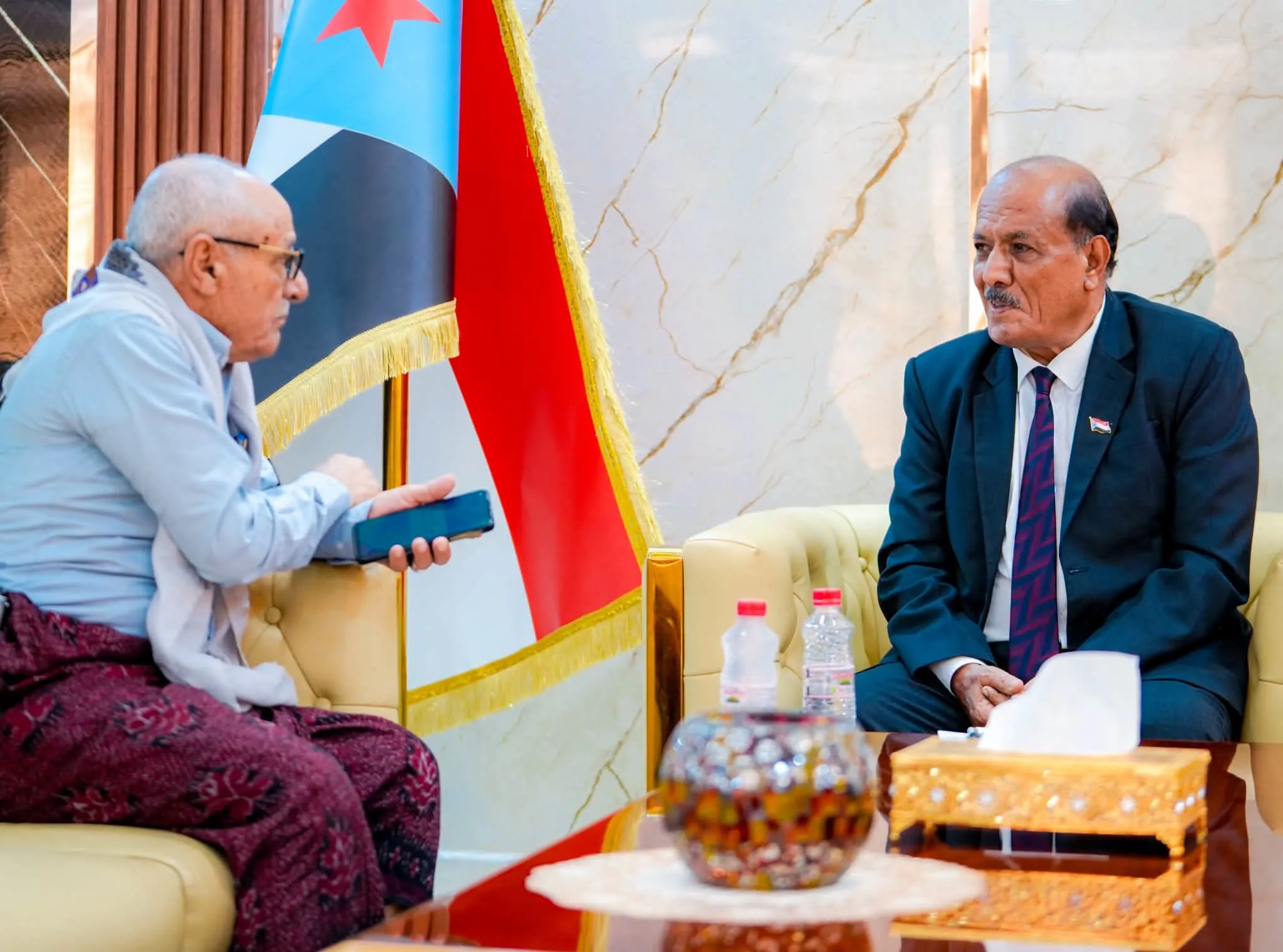 هرهرة يستقبل رئيس تنفيذية انتقالي الضالع ويؤكد أهمية إنجاح مليونية التصعيد ضد الوصاية والاحتلال