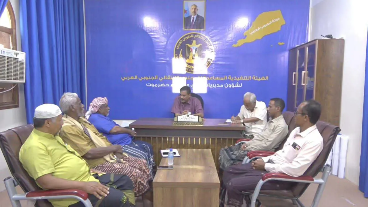 التميمي يتفقد سير العمل في تنفيذية انتقالي تريم ويطلع على مستوى الأداء بالمديرية