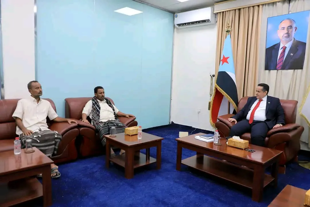 الأمين العام يطلع على أوضاع الجبهات الحدودية الجنوبية في الصبيحة ويؤكد دعم جهود حماية حدود الجنوب