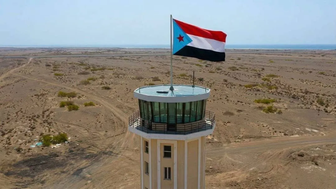 تحول استراتيجي في ممر الملاحة.. القوات الجنوبية تدحر الحوثيين من ذوباب وباب المندب