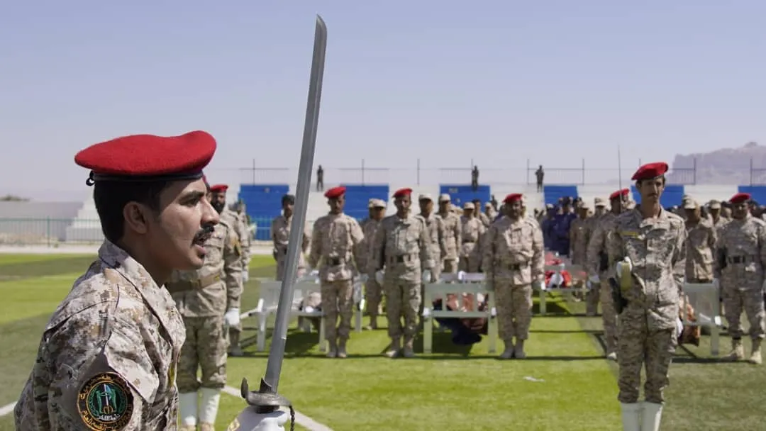 صحيفة «وول ستريت جورنال» الأمريكية: ​«اختراقات استخباراتية تفكك لغز مجزرة معسكر العلم بشبوة»