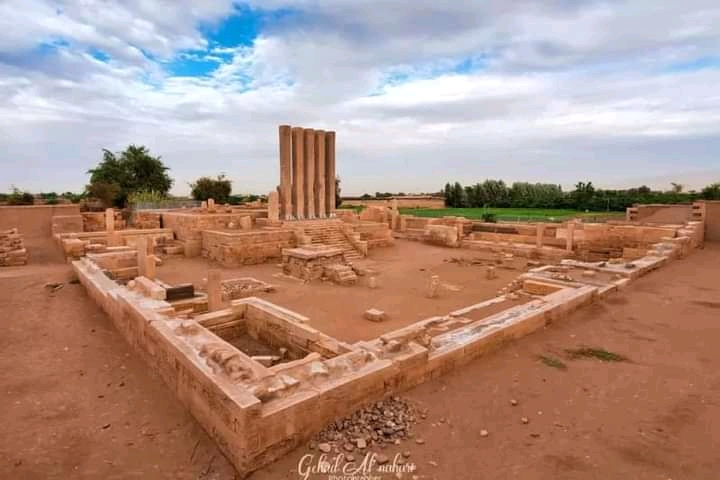 بين مطرقة الحوثي وسندان الفساد.. ابتزاز الإخوان