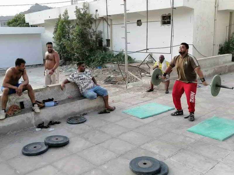 رباعو نادي التلال يواصلون استعداداتهم للمشاركة في البطولة الدولية لرفع الأثقال في بيلاروسيا