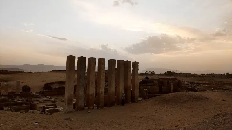 مأرب.. استحداث مواقع أمنية بالقرب من معبد "آوام" يثير المخاوف على آثار حضارة سبأ