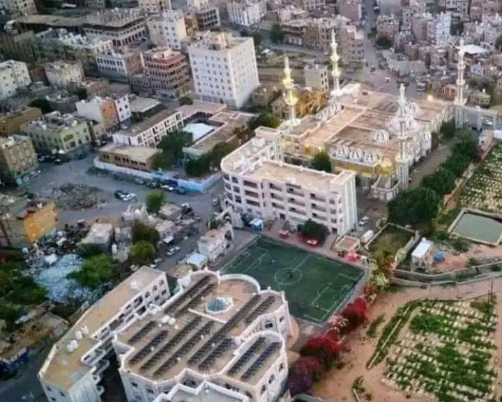 بالرصاص .. مليشيات الإخوان بتعز تفرض أحد عناصرها خطيباً على مسجد بالقوة