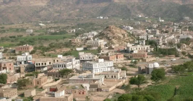 تعزيزات إضافية وقصف بالجبهات.. الحوثي يصعد عسكريًا لمنع فتح الطريق الدولي بالضالع