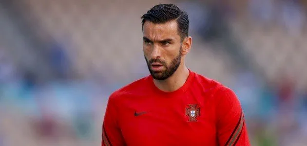 نادي العين الاماراتي يضم زميل كريستيانو رونالدو، استعداداً للمشاركة في كاس العالم للأندية 2025