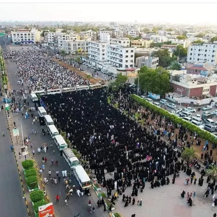 العيد يضيء العاصمة عدن وسط الظروف القاسية