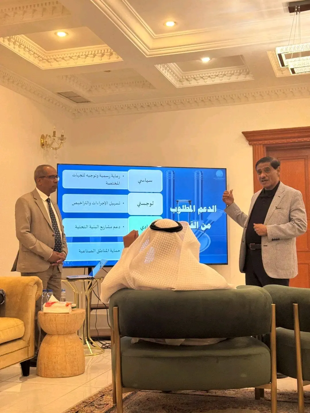 عضو مجلس القيادة الرئاسي البحسني يكشف عن مشروع صندوق حضرموت الإنمائي