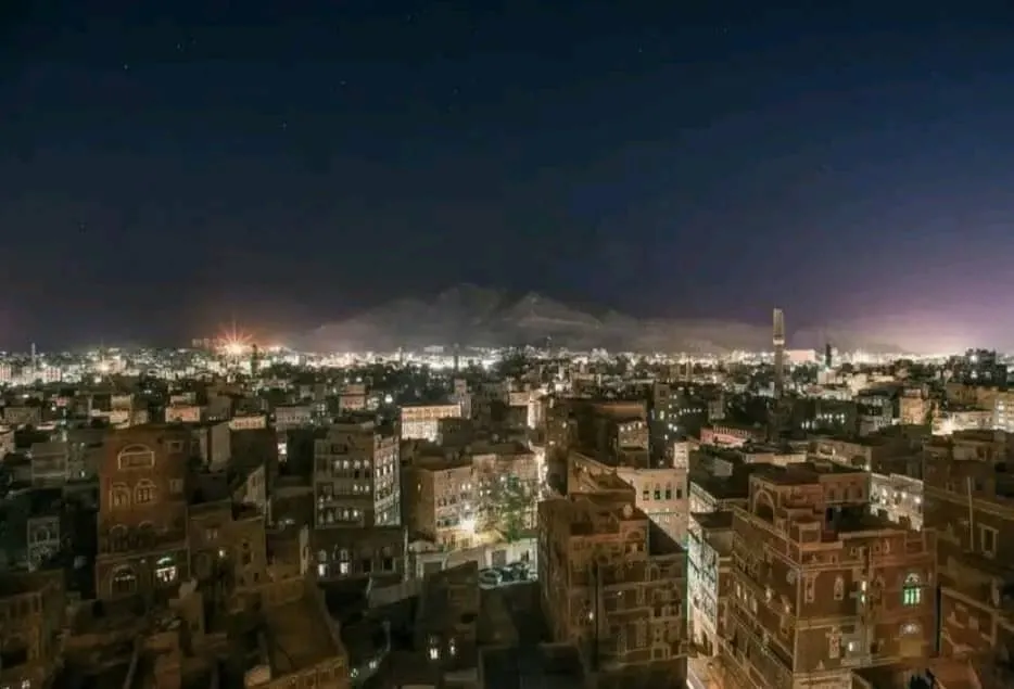 الحوثيون يفرضون حظراً جزئياً في صنعاء بذريعة \"منع تعاطي القات\"