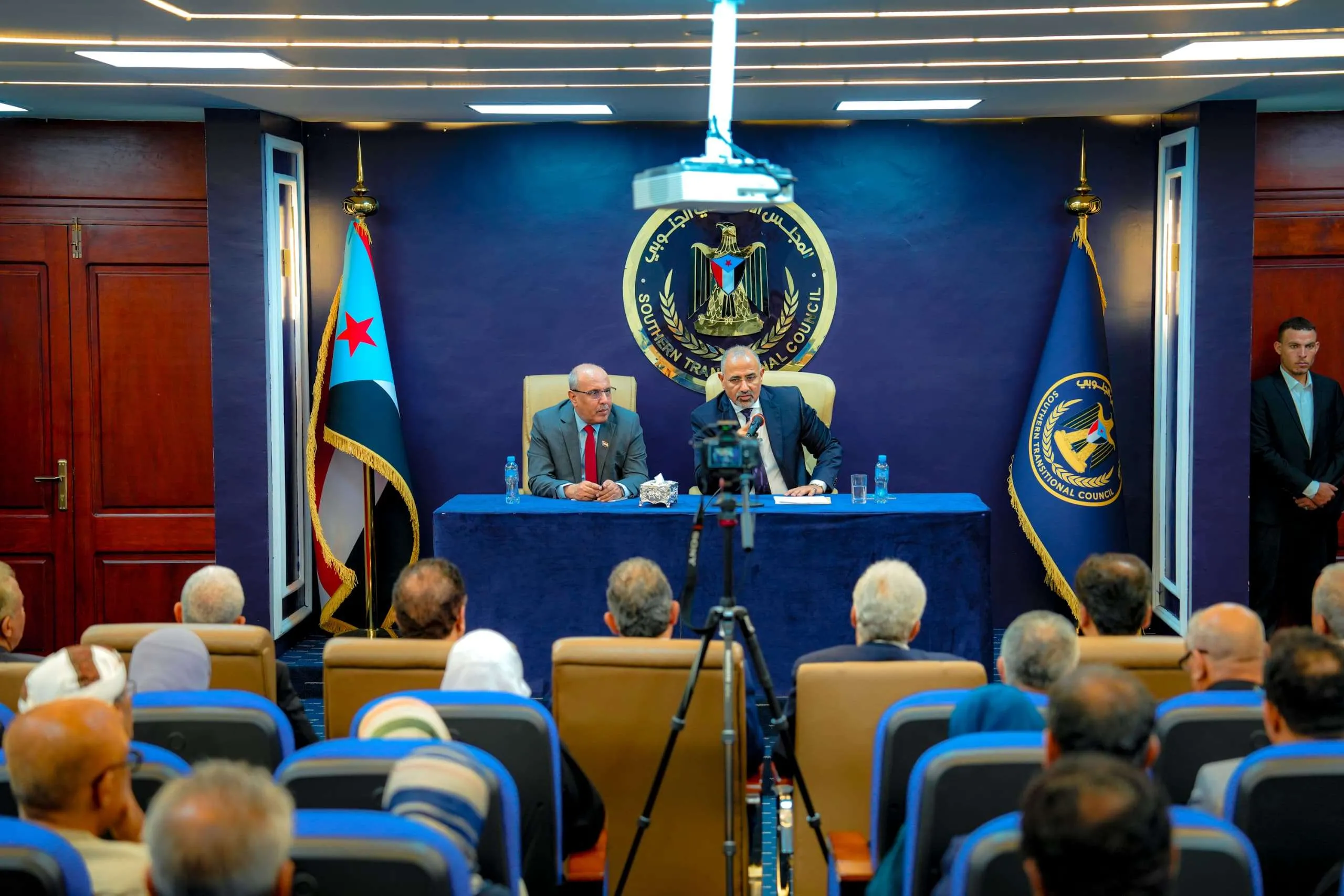 President Al-Zubaidi Chairs Expanded Meeting of Southern Transitional Council Leaderships