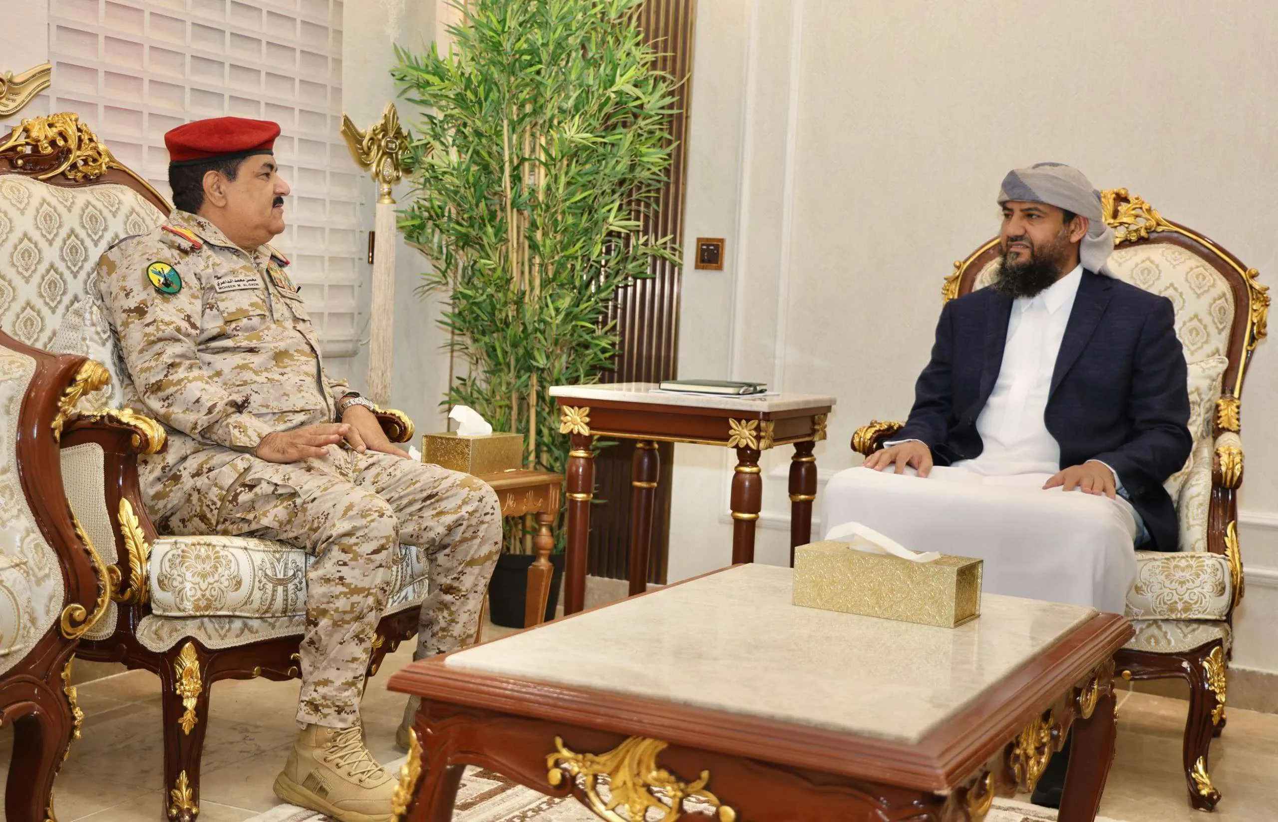 Al-Mahrami Discusses Military Developments and Defense Capacity Enhancement with Minister of Defense