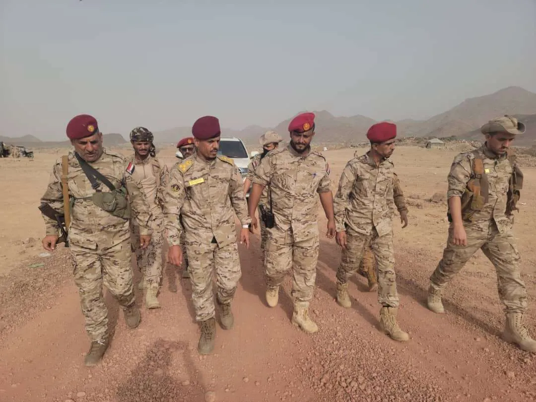 العميد نصر اليافعي يتفقد جاهزية اللواء الثالث دعم وإسناد في مودية ويشيد بتضحياته في مواجهة الإرهاب