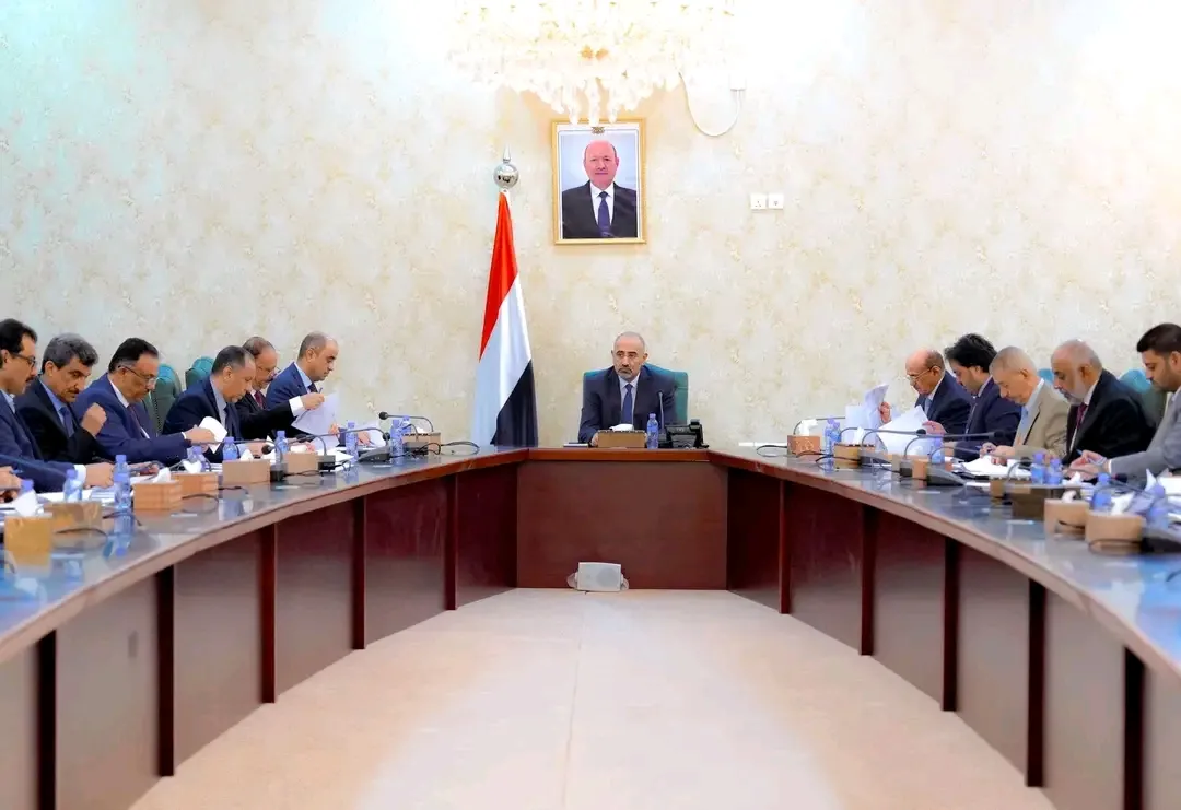 الجنوب يكتب فصلاً جديداً في معركة الصمود الاقتصادي... وقيادة المجلس تُرسي دعائم الاستقرار والمعيشة الكريمة