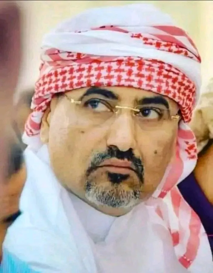 الرئيس الزُبيدي في يوم الشباب العالمي: رسالة سياسية تحرق أوهام الخصوم وتفتح أبواب المستقبل