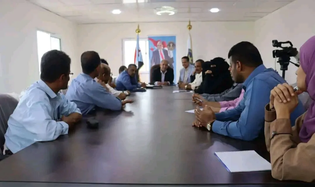 فريق التوجيه والرقابة الرئاسي يدشن نزولاته إلى محافظة لحج