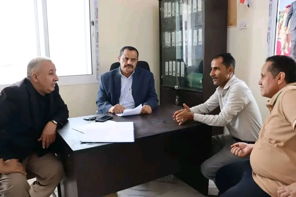 فريق التوجيه والرقابة الرئاسي يطلع على عمل الهيئة التنفيذية لانتقالي لحج