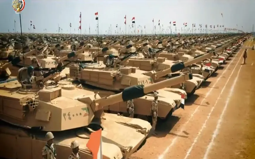 وزير الدفاع المصري يطالب قوات المنطقة الغربية العسكرية بالاستعداد القتالي