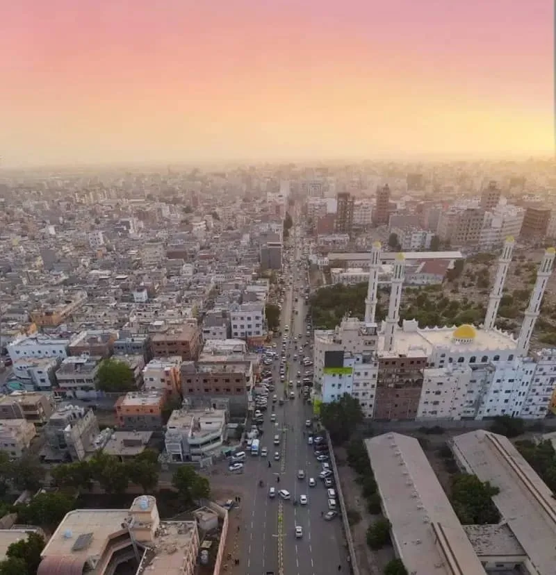 الصرافين يعلنون الإضراب في عدن وسط مطالبات بإجراءات صارمة ضد المتلاعبين