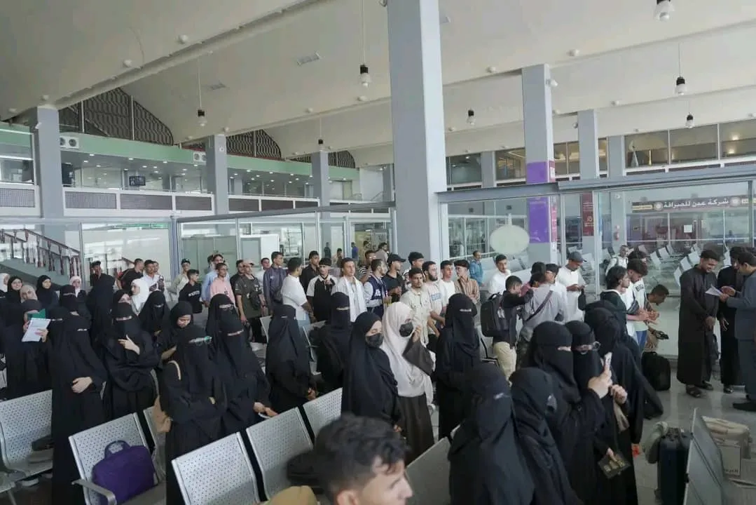 طلاب الجنوب ينطلقون لمواصلة دراستهم الجامعية في أبوظبي