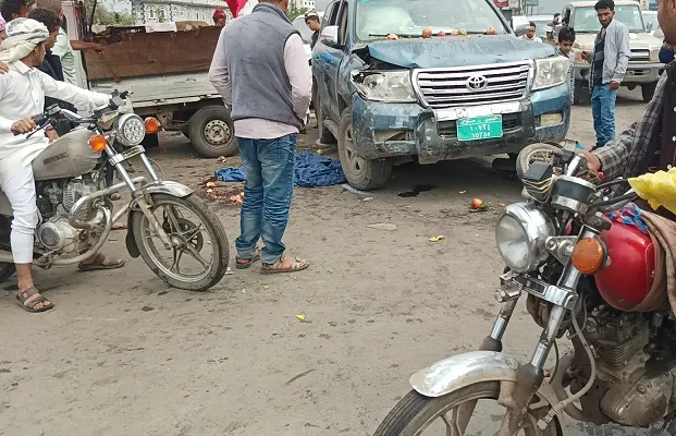مأساة في إب.. وفاة ثلاثة أطفال دهساً بسيارة قيادي حوثي