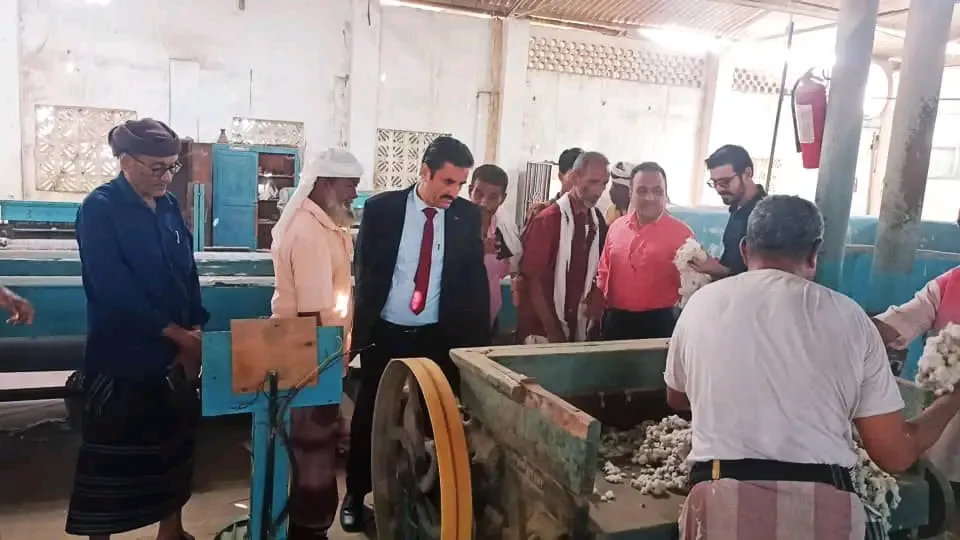 فريق التوجيه والرقابة الرئاسي يتفقد عدداً من المرافق الحكومية في أبين