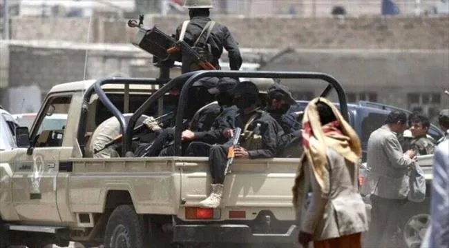 قرار حوثي بحظر استيراد السيارات والمعدات الثقيلة الواردة من أمريكا