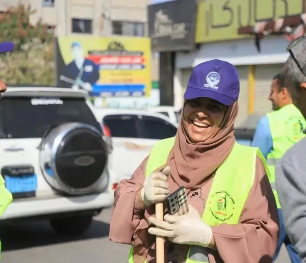اغتيال مديرة صندوق النظافة في تعز.. فاجعة تفضح الفوضى الأمنية ورعاية الإرهاب