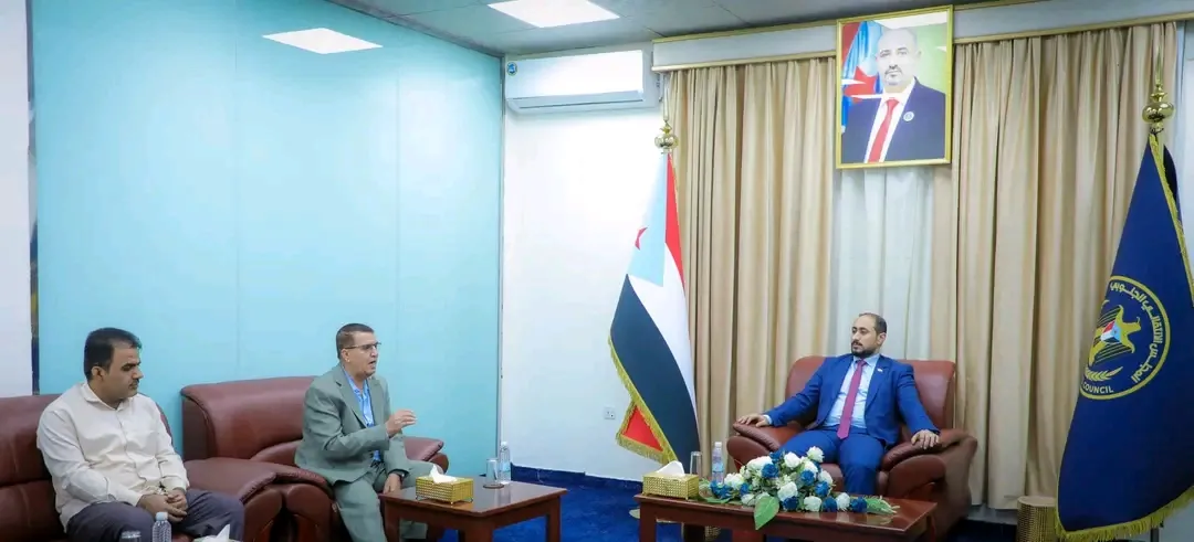الأمين العام يلتقي وكيل قطاع الصناعة بوزارة الصناعة والتجارة