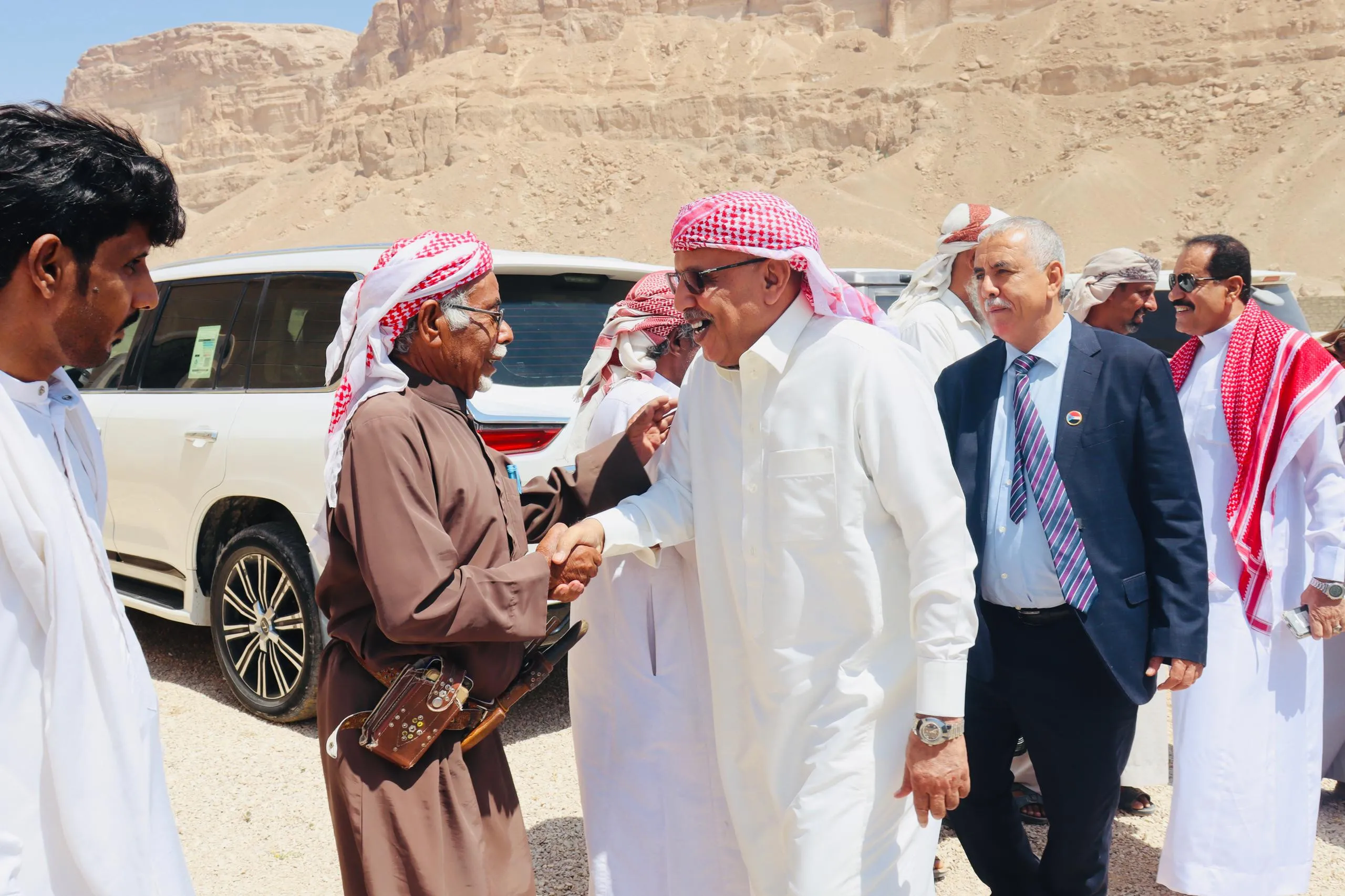 الكثيري والشعيبي يصلان وادي حضرموت للمشاركة في فعالية الذكرى الـ62 لثورة 14 أكتوبر بمدينة شبام
