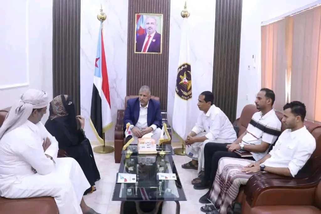 فريق التوجيه والرقابة الرئاسي وقيادة انتقالي المهرة يلتقيان رئيسة لجنة المرأة في الجمعية الوطنية