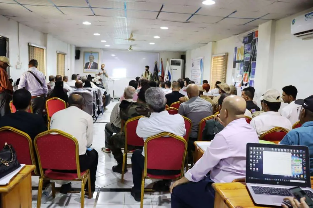 برعاية الرئيس الزُبيدي.. ندوة علمية تقيّم الأداء الإداري لدائرة الخدمات الطبية الجنوبية وتؤكد مسار التطوير والبناء المؤسسي
