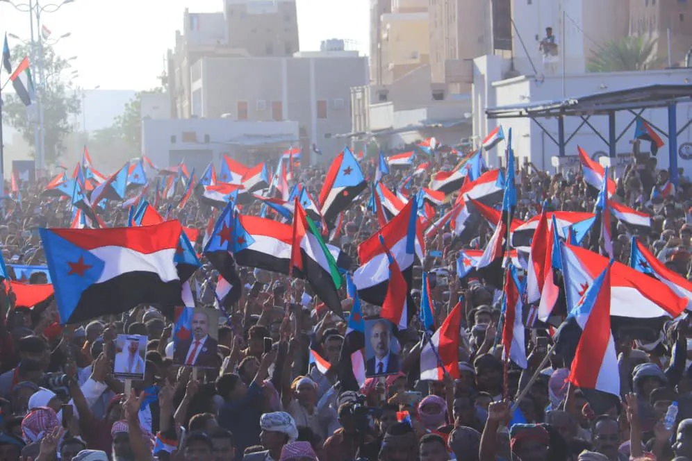 وادي حضرموت يهدر بصوت الجنوب: جماهير غفيرة تؤكد التفويض “للانتقالي”