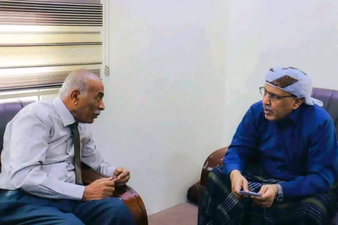 الكثيري يؤكد دعم المجلس الانتقالي للبحث العلمي ومشاريع الطاقة المتجددة بحضرموت