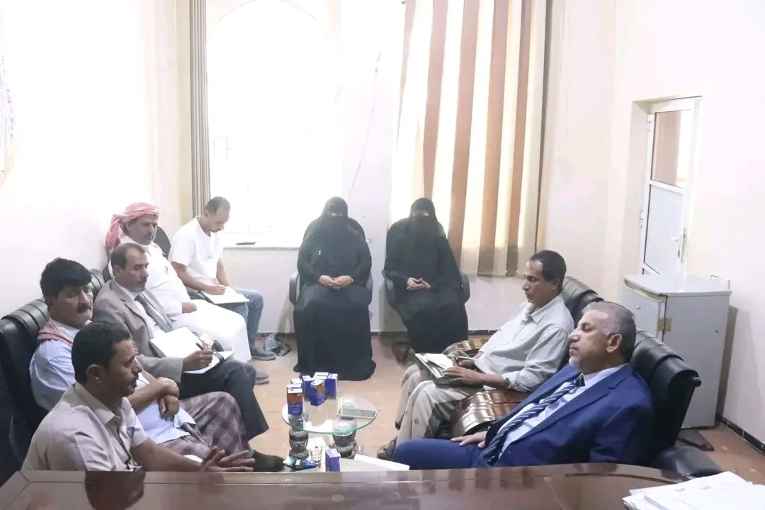 فريق التوجيه والرقابة الرئاسي يطلع على نشاط مكتب الشؤون الاجتماعية والعمل بالمهرة