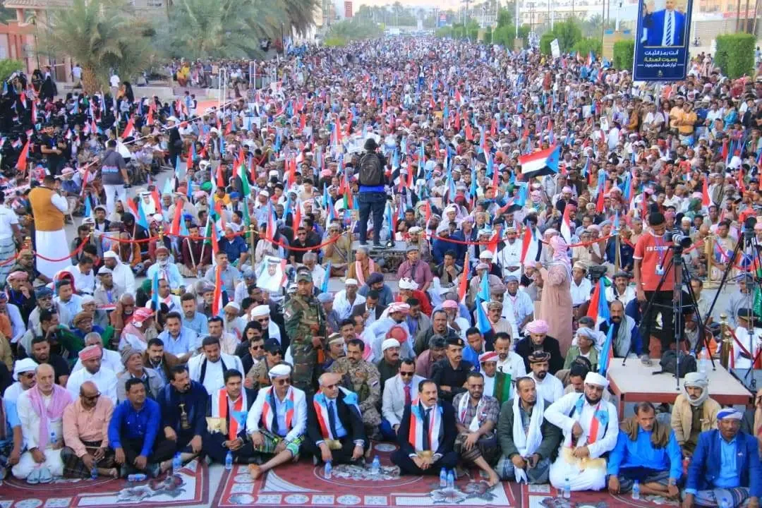 بدعوة من المجلس الانتقالي.. أبناء حضرموت يحتشدون في مليونية الذكرى الـ58 لعيد الاستقلال الجنوبي في مدينة سيئون